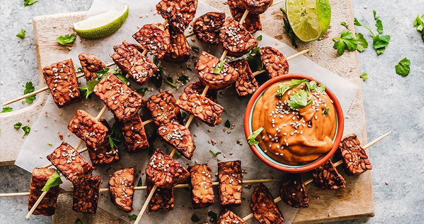 Tempeh is fermented and ideal for a healthy gut and a flat belly.