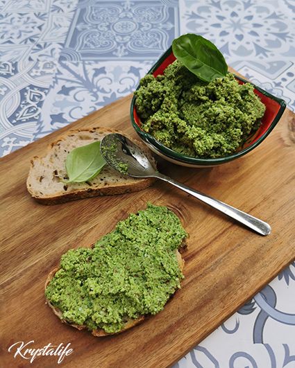 Pesto de fanes de radis